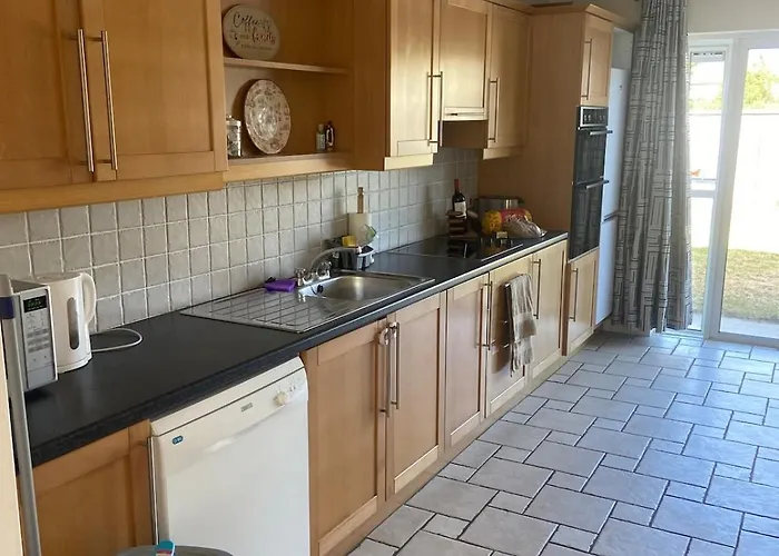 Casa vacanze Spacious 5 Bed With Free Parking Cill Airne